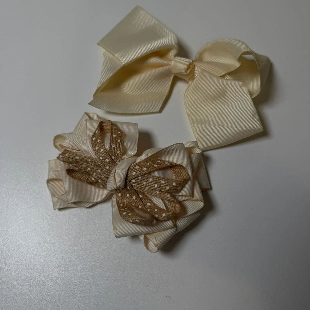 Set of‎ 2 Girls Hair Bows Cream Grosgrain Burlap Polka Dot Clip